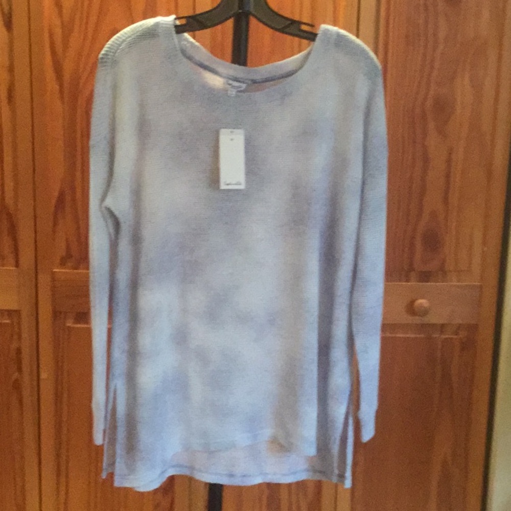 Splendid lightweight knit top